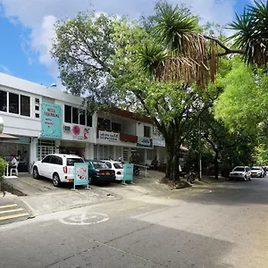 https://hostal-tequendama-martha-santamaria.cali-hotels.com